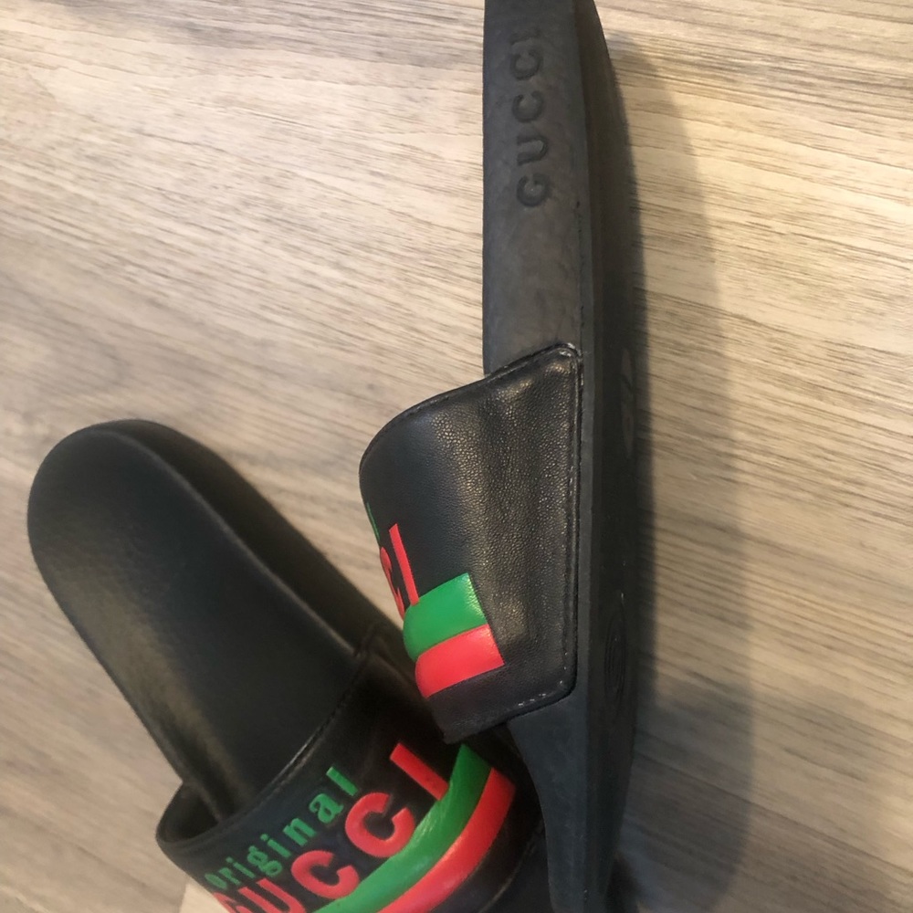 Gucci Children’s Rubber Slides - Picture 6 of 7